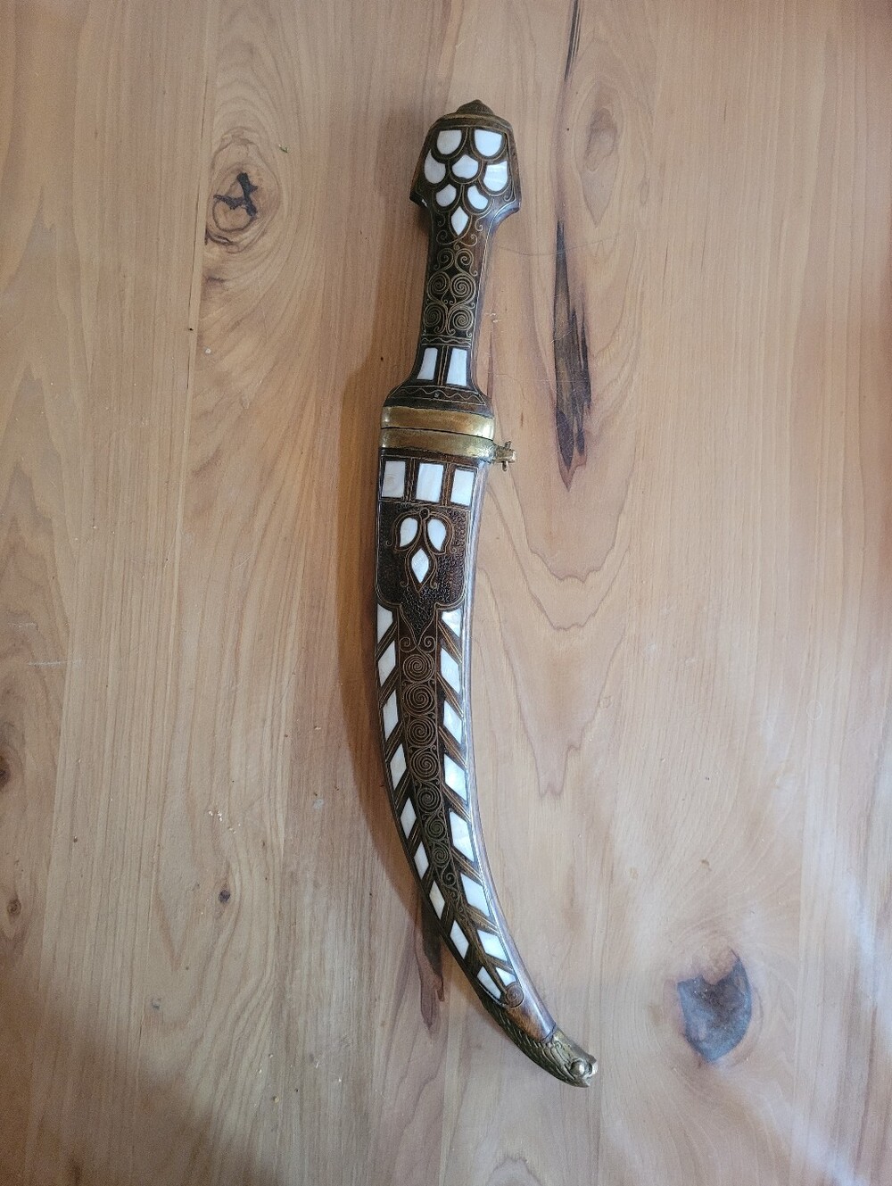 Vintage Large Turk Or Moorish Dagger Knife Ornate With Mother Of Pearl Inlays.